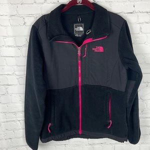 The North Face Denali Jacket Black and Pink Size Medium